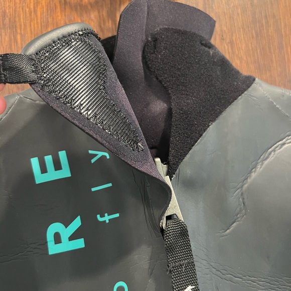 V2 WOMENS VOLARE TRIATHLON WETSUIT, Surfing, Diving, Versatile Womans Wetsuit - Picture 12 of 15